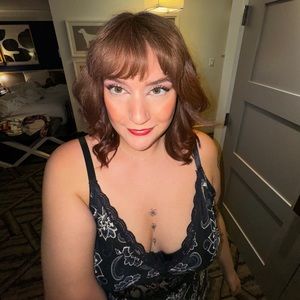 Meet your Posher, Lacey